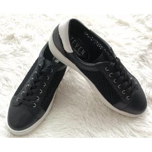 NWOB Steven by Steve Madden Black Leather Sneakers